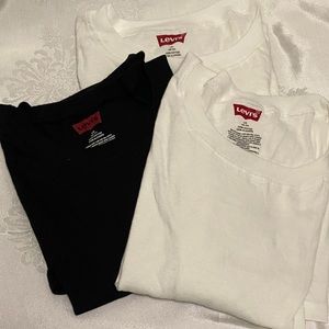 Set of 3 Levi’s Crew Neck T-Shirts